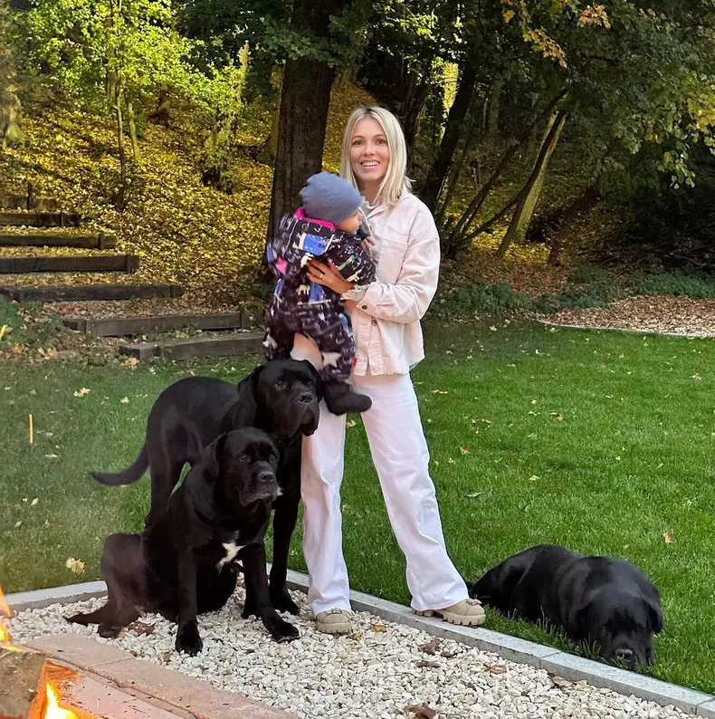 andreea ibacka despre depresia postnatala si aparitiile fake de pe retelele de socializare (4)