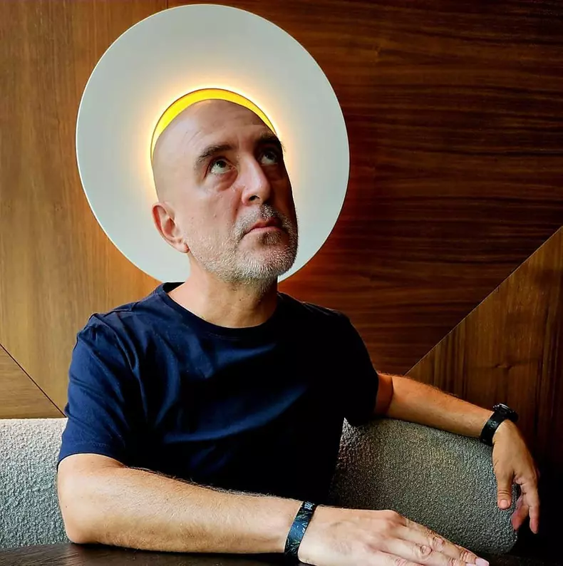 razvan exarhu 4