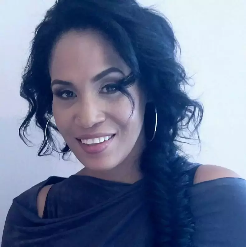 Biu-Marquetti-a-devenit-bunica-la-47-de-ani