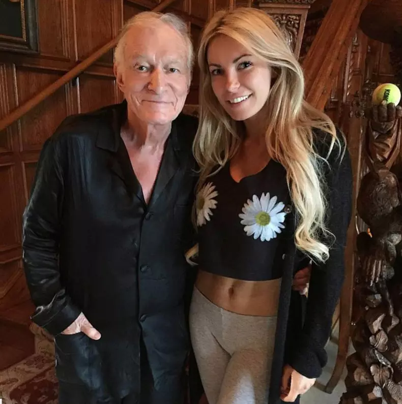 Crystal Hefner writes "It's movie night! ?? watching rabbit themed movies this Easter weekend. Last night's movie was "Who Framed Roger Rabbit" and tonight's movie is "Harvey." #playboymansion #movienight