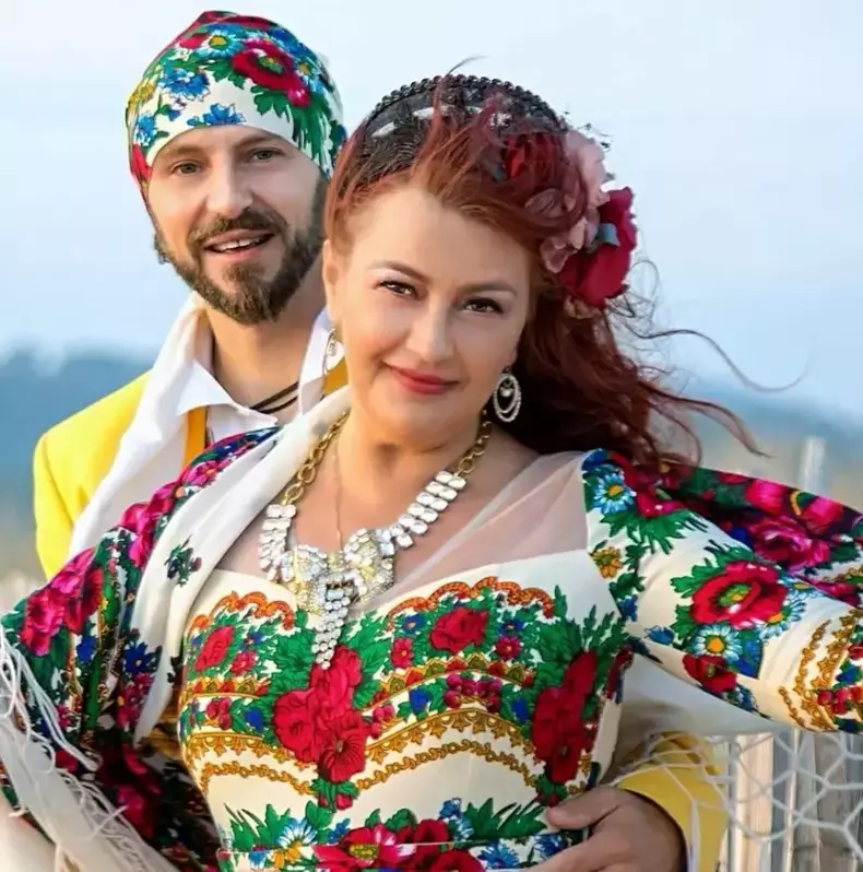 Rona-Hartner-si-a-iertat-fostul-sot-2