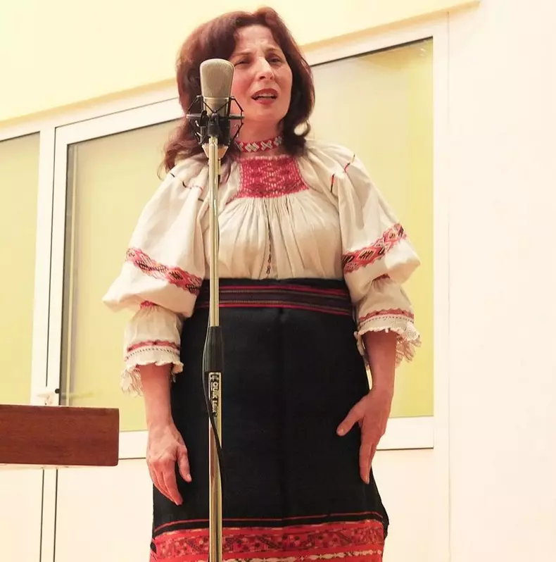 media-147645584243685000