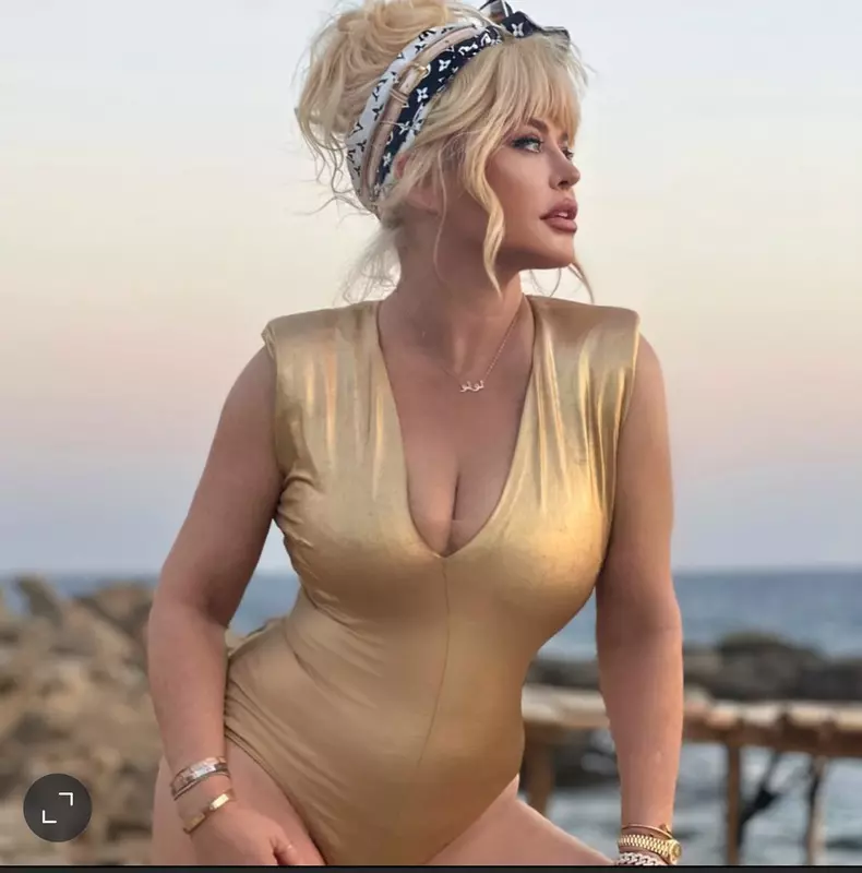 catalin-botezatu-si-loredana-groza-s-au-sarutat-in-vazul-tuturor-5