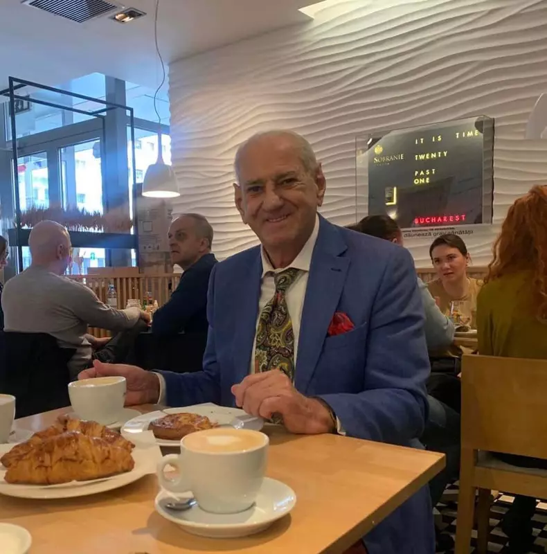 gheorghe zamfir artist