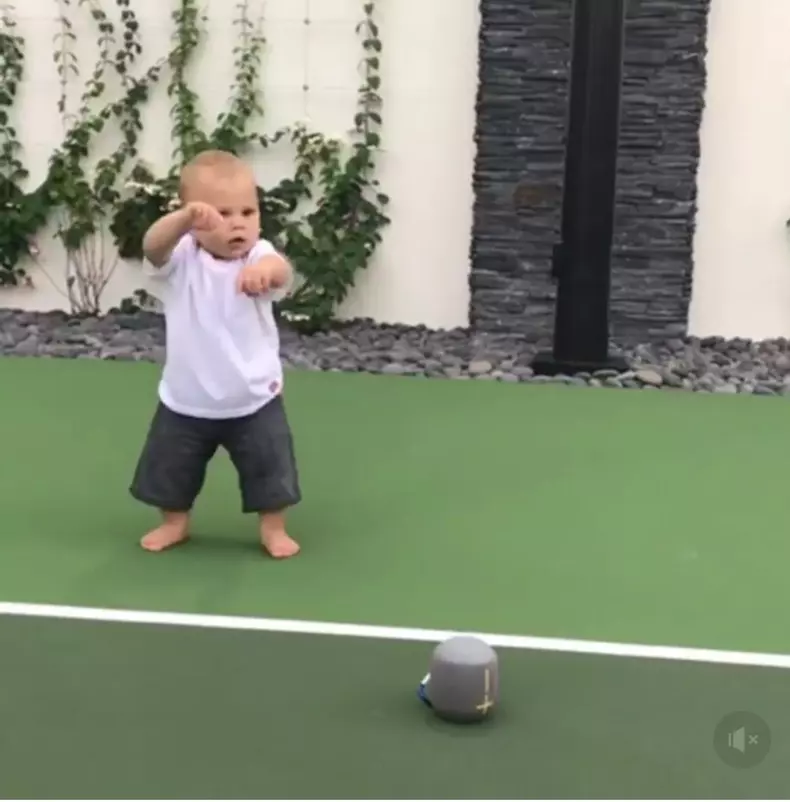 Nicholas, băiețelul lui Enrique Iglesias și al Annei Kurnikova