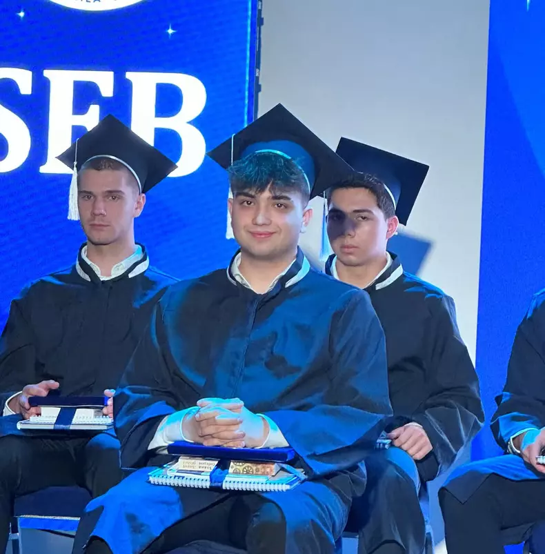Fiul Geaninei Ilieș începe facultatea în Spania  (5)