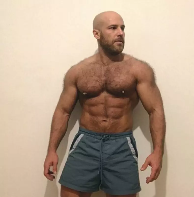 ZWQ3YjA2NDZlY2E5MGRlOTdkNmJiYzBkNDBkNTY3.thumb_