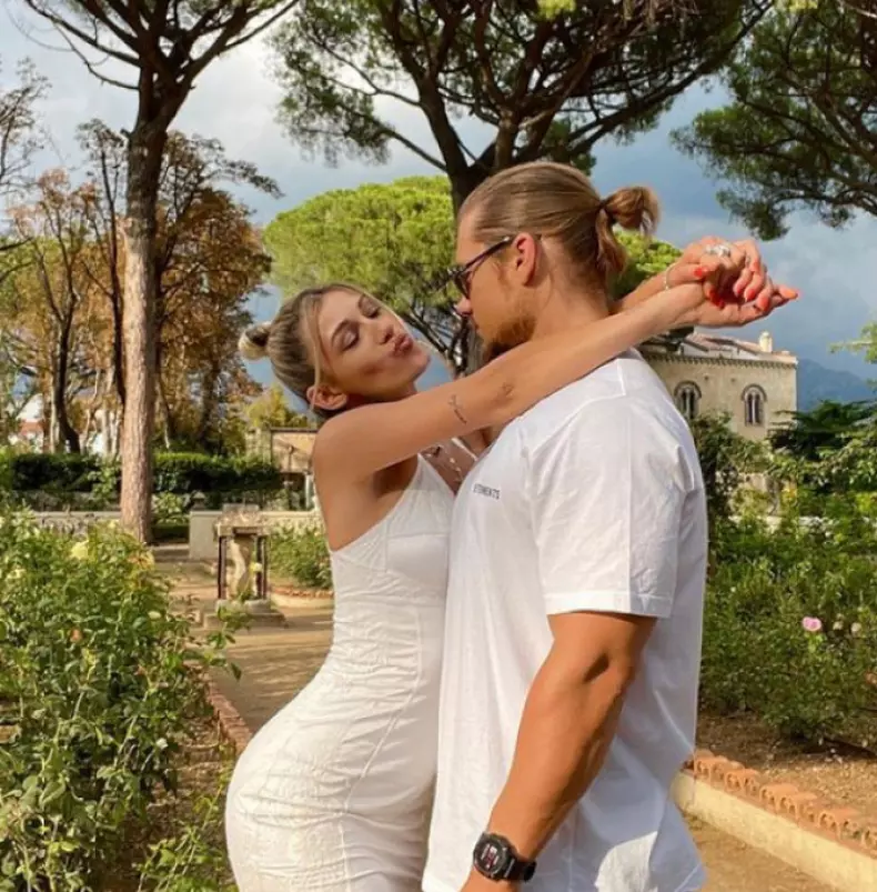 oda4yzk3mgjkndgzyjy2yjg2zwu5ngnhyta.thumb_