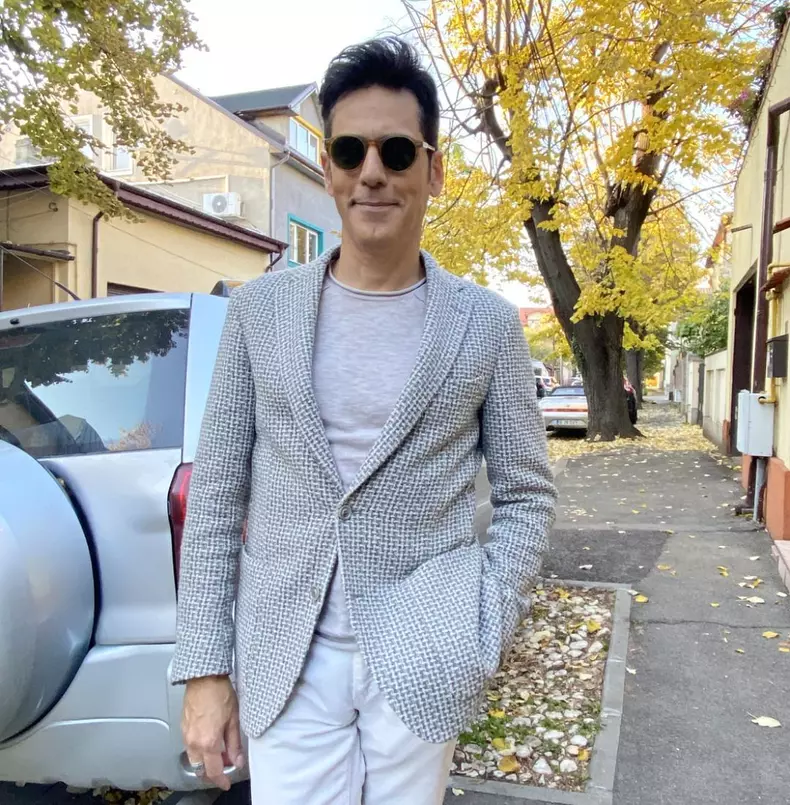 Ce-studii-are-Stefan-Banica-1-1