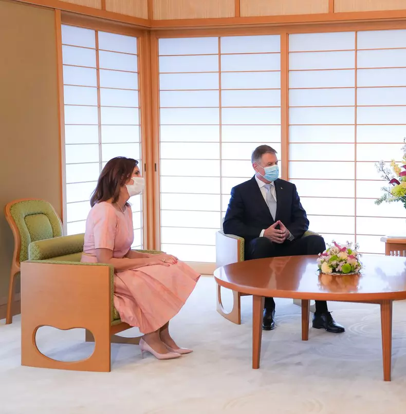 iohannis, carmen, imparatul si imparateasa Japoniei