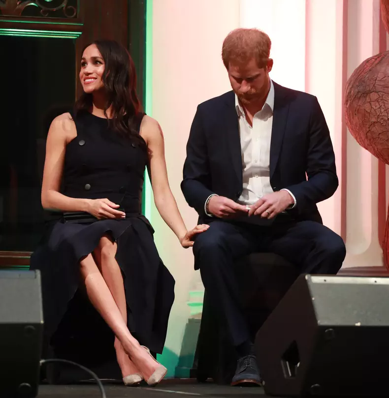 Harry și Meghan Markle, prima apariție împreună, după lansarea cărții de memorii a prințului. Cum au fost surprinși