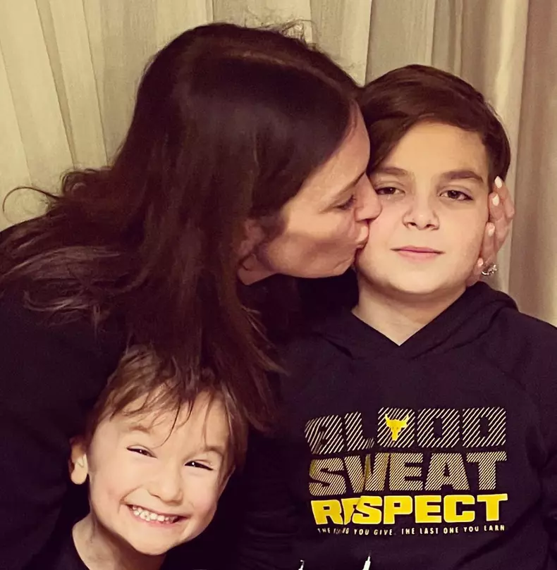 maria-marinescu-despre-viata-solicitanta-cu-cinci-copii.-zici-ca-sunt-posedata-cand-ma-apuca-3