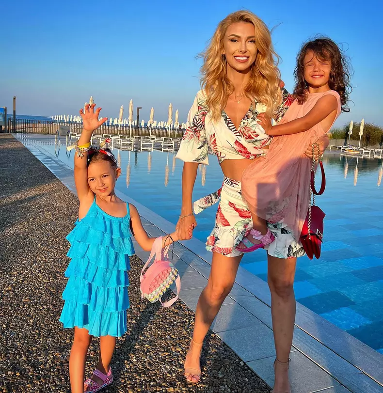 andreea-balan-si-fetitele-4