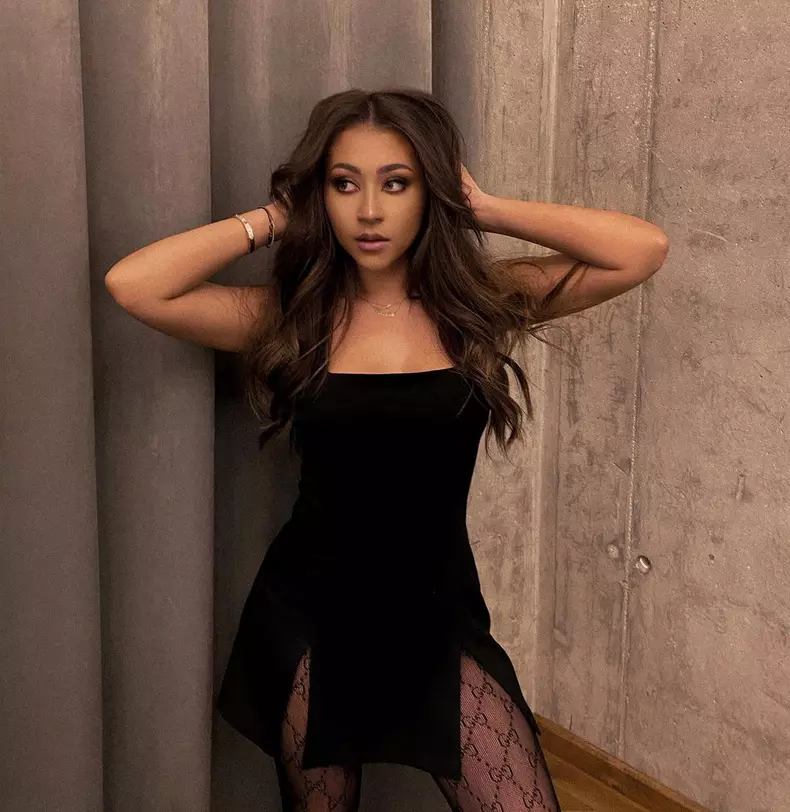 nicole cherry insta (3)