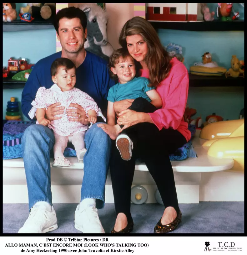 Kirstie Alley și John Travolta, în filmul „Uite cine vorbește”