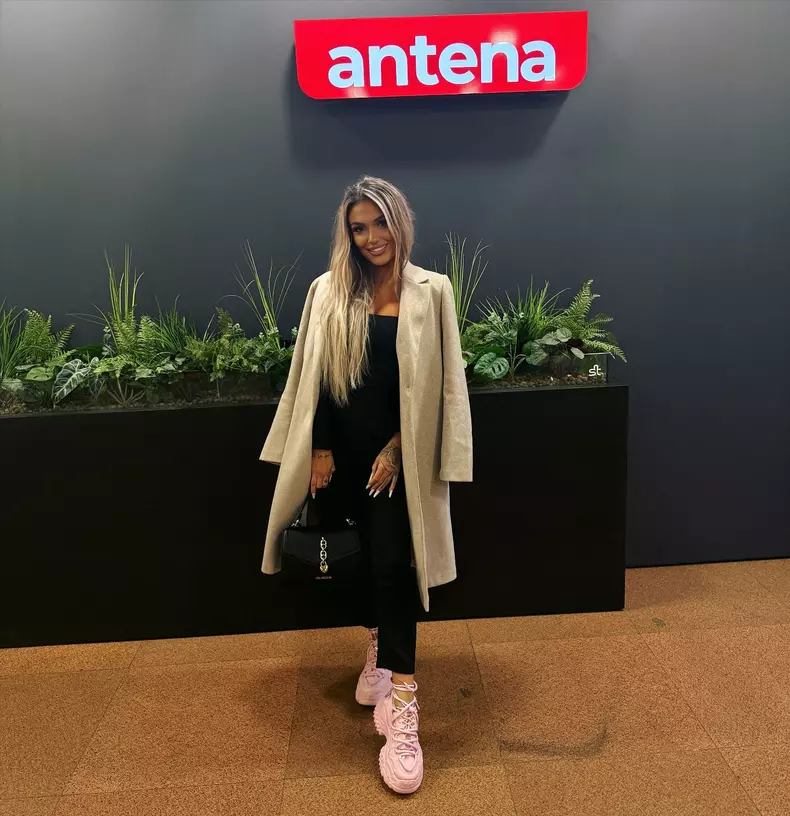 ella visan la antena 1