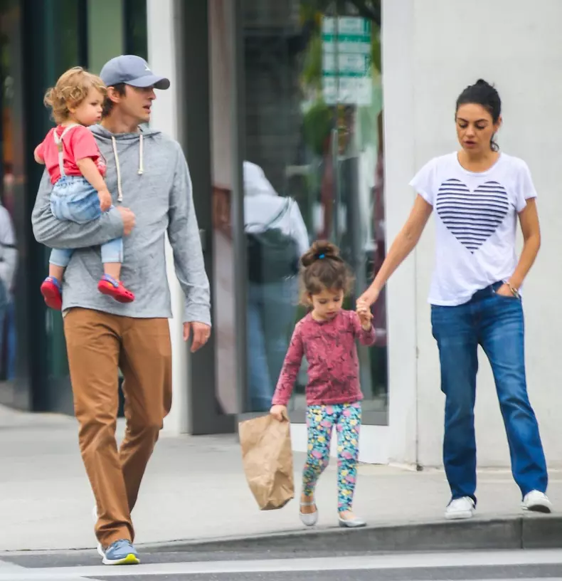 Mila Kunis and Ashton Kutcher have breakfast with the kids in Beverly Hills