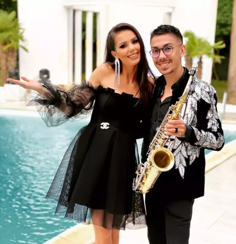 armin-nicoara-georgiana-989x1024-1