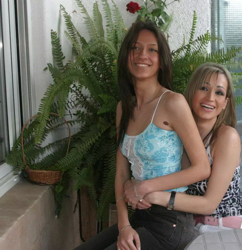 ioana-si-simona-dichiseanu