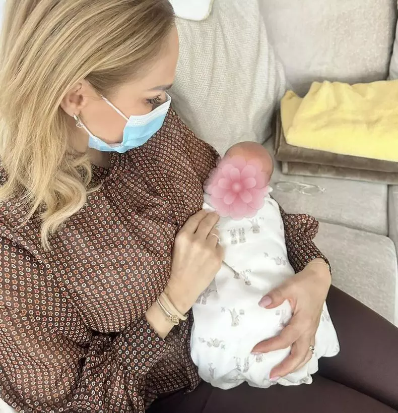 gabriela firea bunica