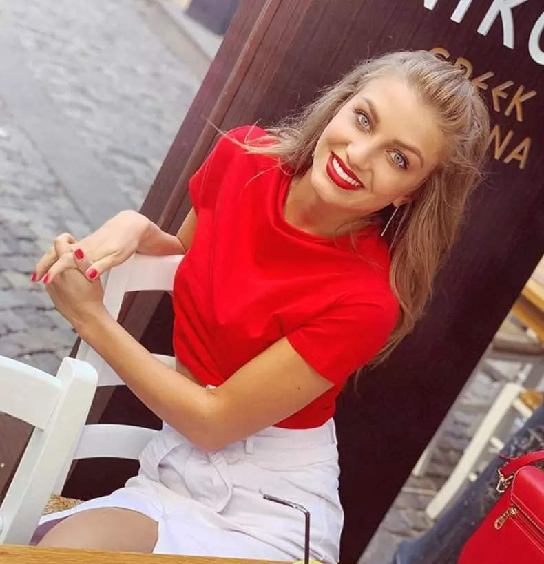 cantareata-codruta-filip-reactie-dupa-ce-a-ocupat-un-post-in-ministerul-sanatatii-nu-este-posibil-asa_2