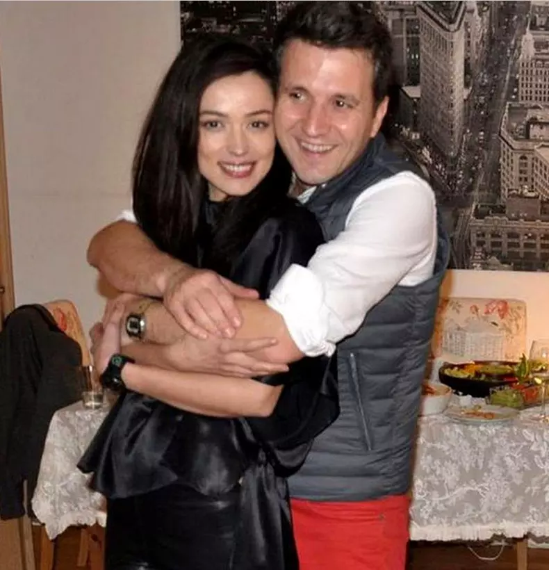 andi-moisescu-olivia-steer-2