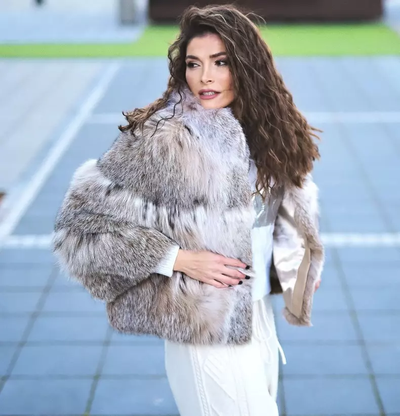 Alina-Puscas-si-a-ingrijorat-fanii.-Ce-se-intampla-cu-fiica-ei-1-1