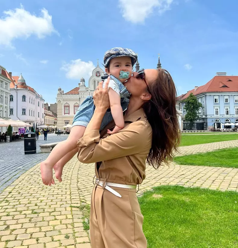 magda-palimariu-noi-imagini-adorabile-cu-fiul-ei.-faceti-cunostinta-cu-aksel-cel-curios-2