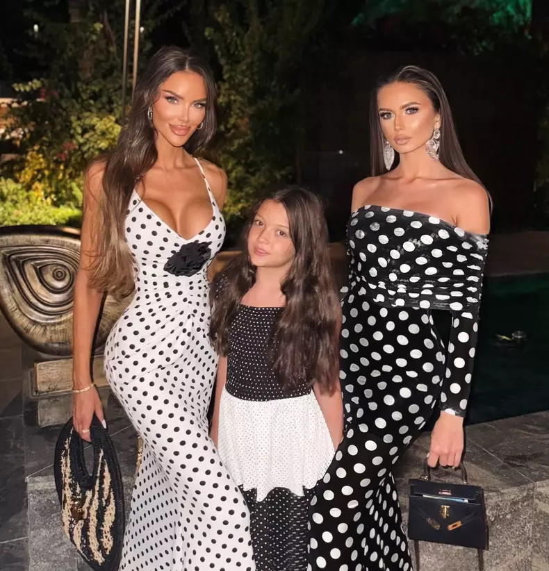 Bianca dragusanu si fiica ei2