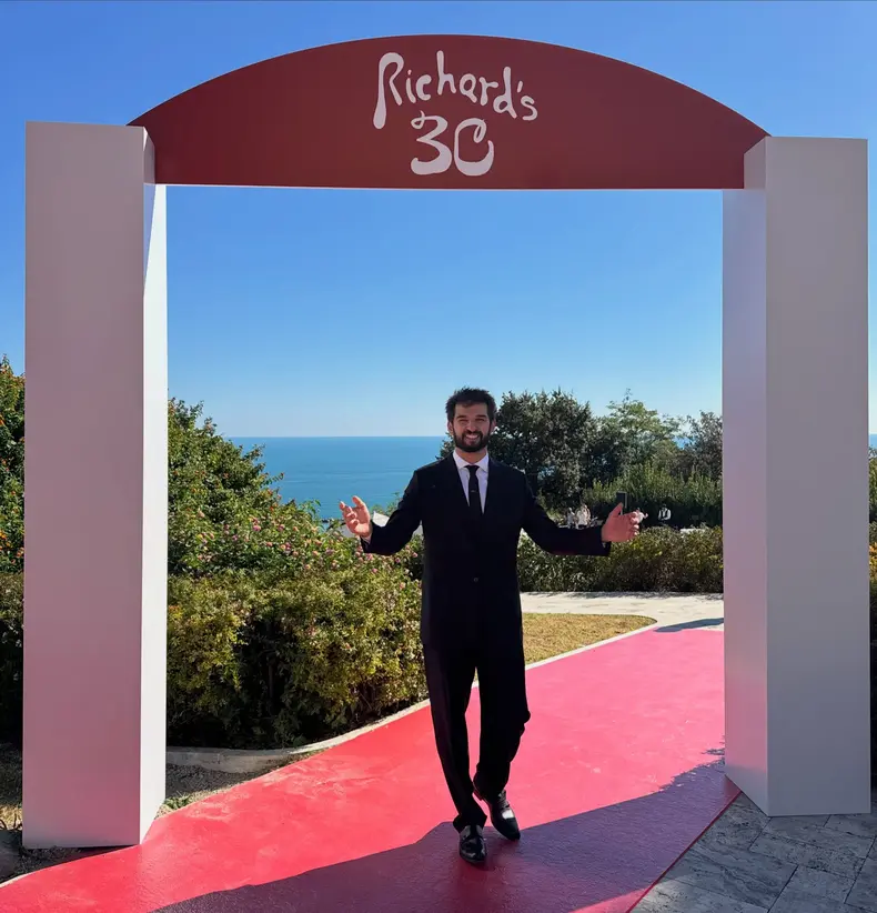 richard-abou-zaki-30-ani-petrecere-italia-chefi-la-cutite (1)