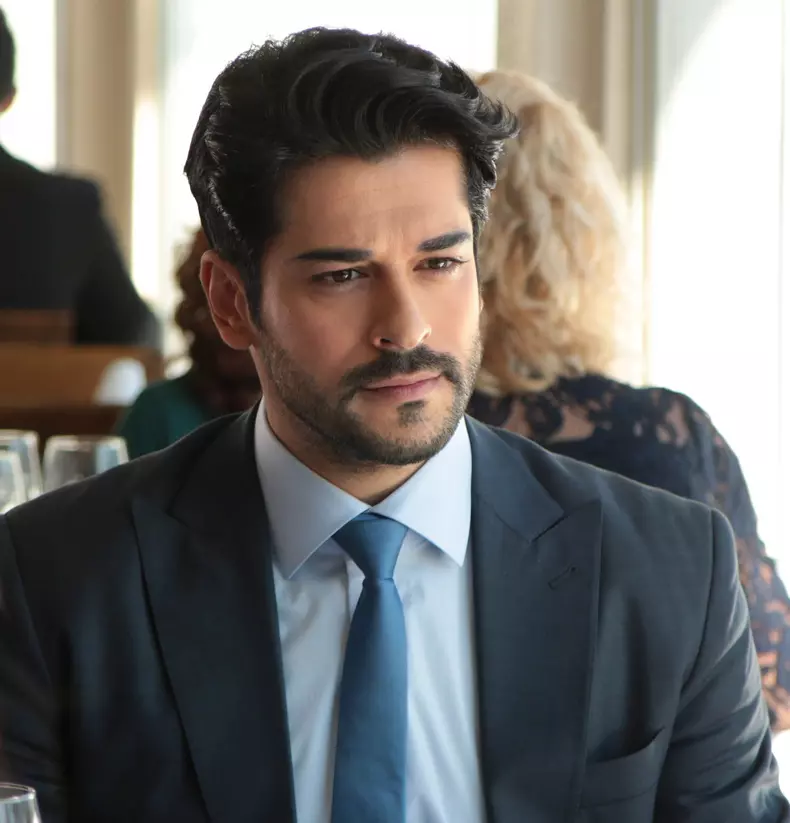 Kara Sevda 1