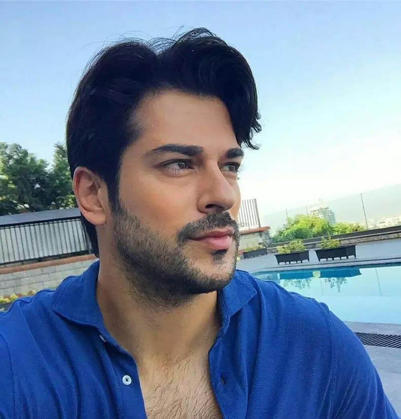 S-au terminat filmările la „Dragoste infinită”. Ce face acum Burak Özçivit (2)