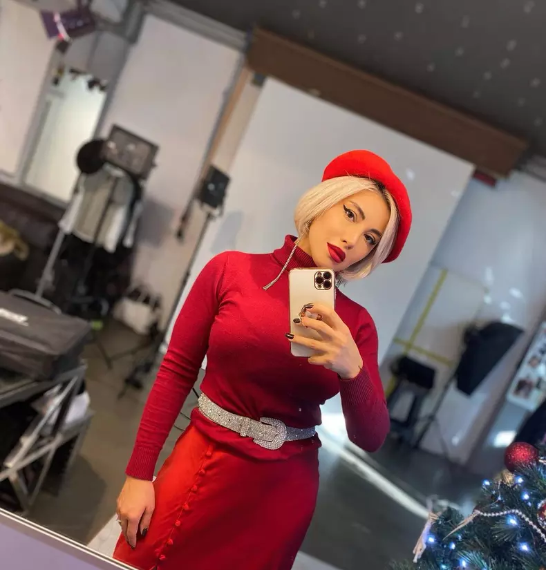 De-ce-vor-Nicoleta-Nuca-si-iubitul-ei-sa-se-mute-definitiv-din-Romania.-Cand-si-unde-va-avea-loc-nunta-4