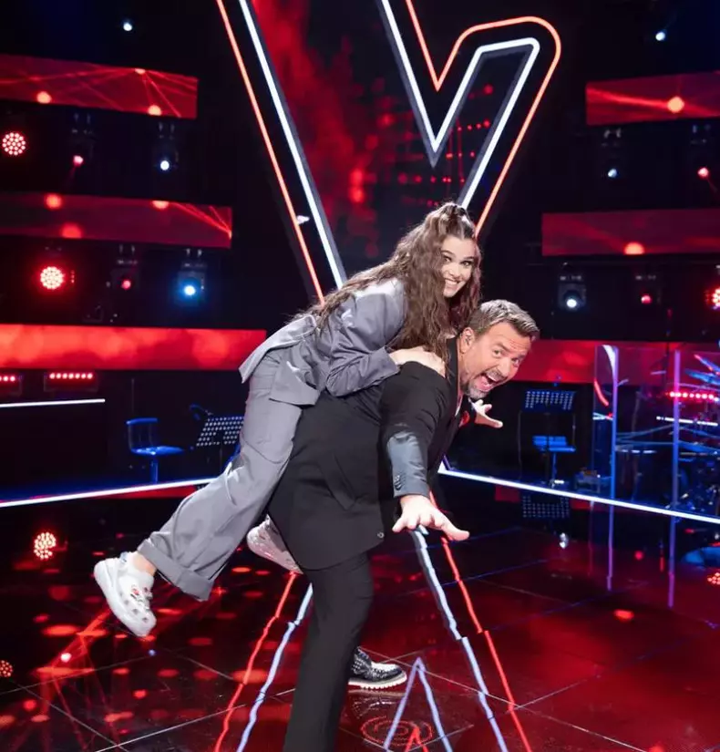 Johnny-Badulescu-concurent-Vocea-Romaniei-a-primit-sfaturi-de-la-smiley-si-theo-1