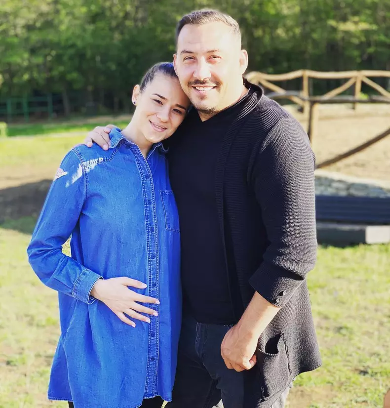 stefan stan sotia lui simona (6)