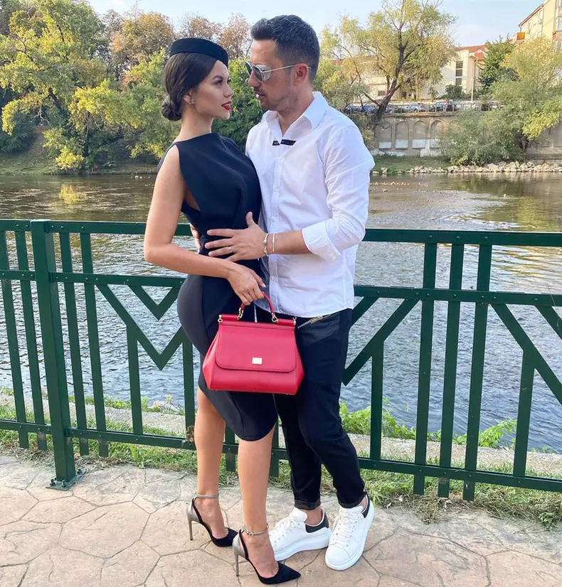 Flick-si-Denisa-Hodisan-1