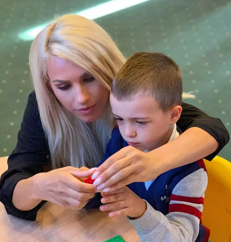 7011944025057070894954806545295099838857216n