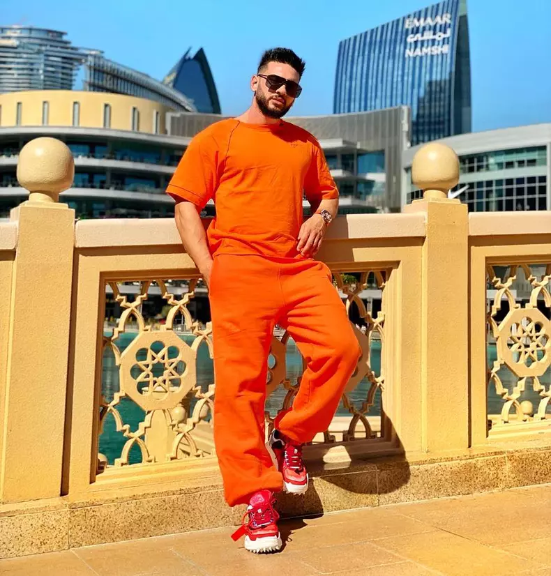 dorian-popa-are-o-relatie-superba-cu-mamisor-dar-nu-s-a-dus-la-inmormantarea-tatalui-6-Copy