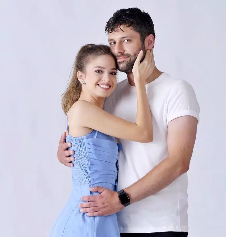 actori-serialul-adela-23