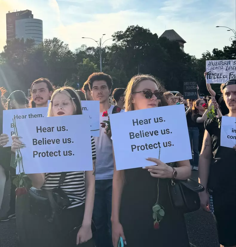Barbat-Amendat-in-Piata-Victoriei-2