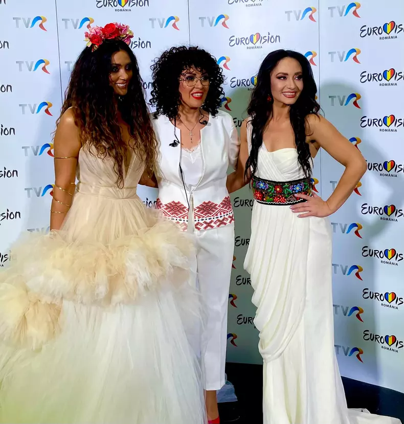 MINODORA CLAUDIA SI DIANA