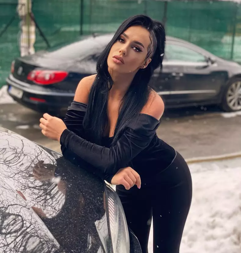 ella-tina-de-la-puterea-dragostei-10