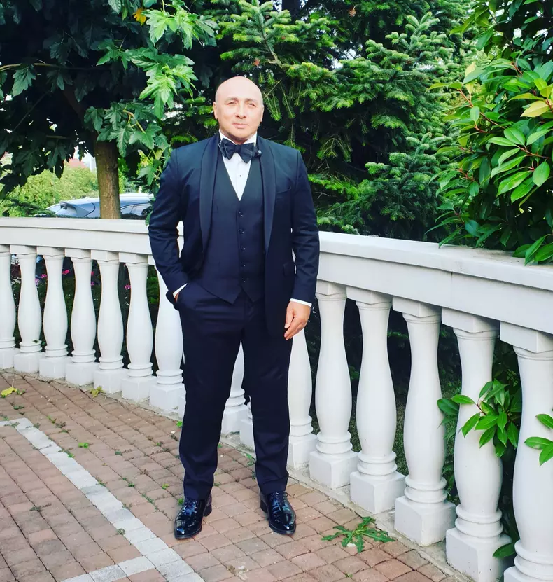 marcel-pavel-critica-femeile-care-isi-fac-operatii-estetice-exagerate-5