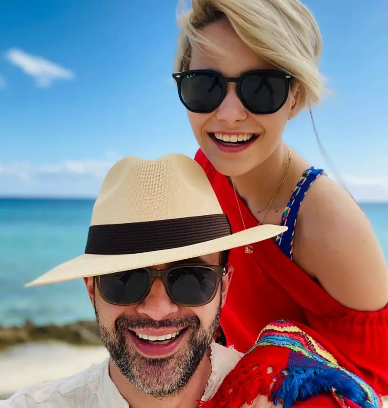 2021-06-02-00_56_37-Cine-este-de-fapt-Agatha-Kundri-sotia-lui-Mihai-Gadea-directorul-Antena-3-