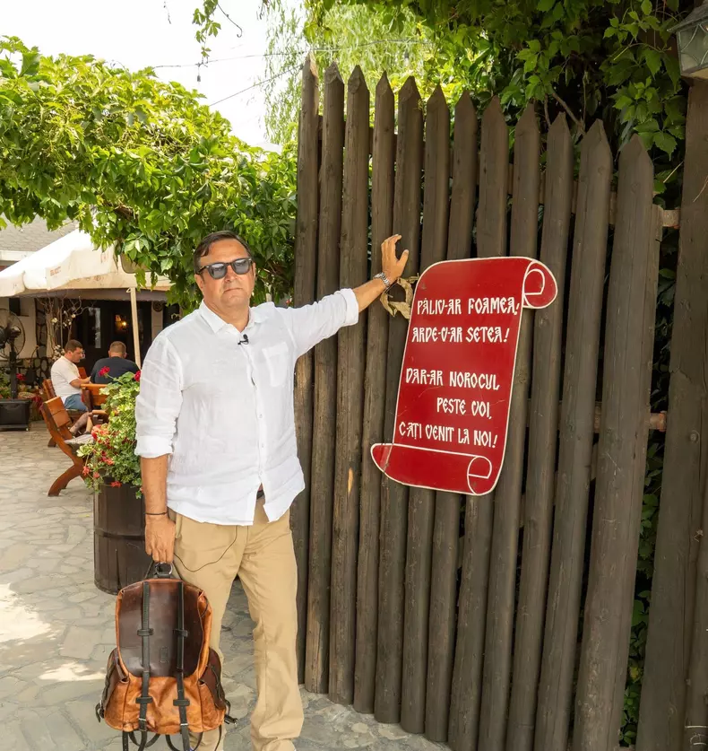daniel buzdugan la restaurant