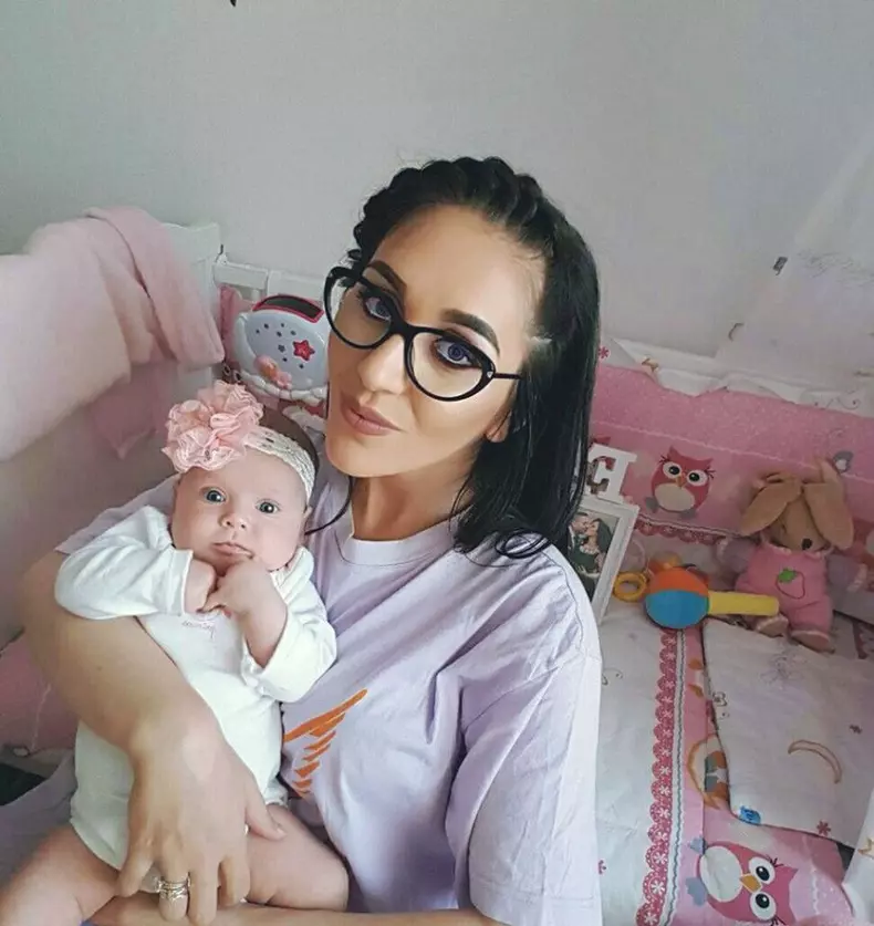 dana-roba-si-fetita-sa-2