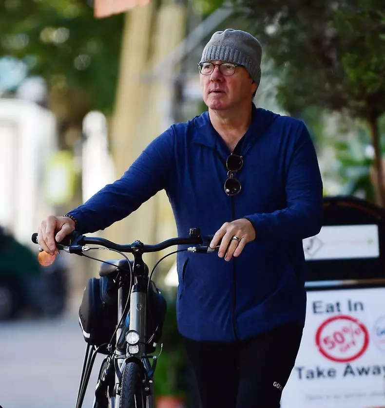 *PREMIUM-EXCLUSIVE* MUST CALL FOR PRICING BEFORE USAGE 
 - STRICTLY NOT AVAILABLE FOR ONLINE USAGE UNTIL 18:15 PM UK TIME ON 03/09/2020 -  Controversial actor Kevin Spacey pictured for the first time in Months wearing what looks like a Wedding band on his