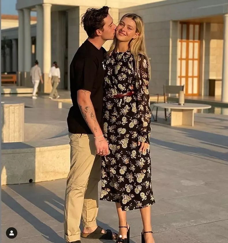 Brooklyn-Beckham-tata1