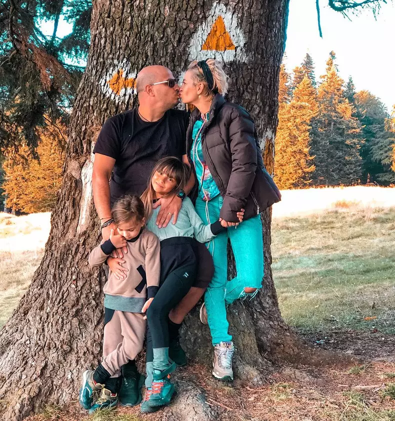 Giulia Anghelescu, Vlad Huidu și copiii lor