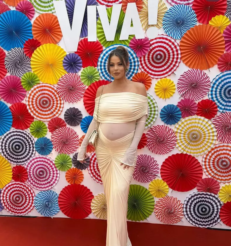 roxana nemes petrecere viva2